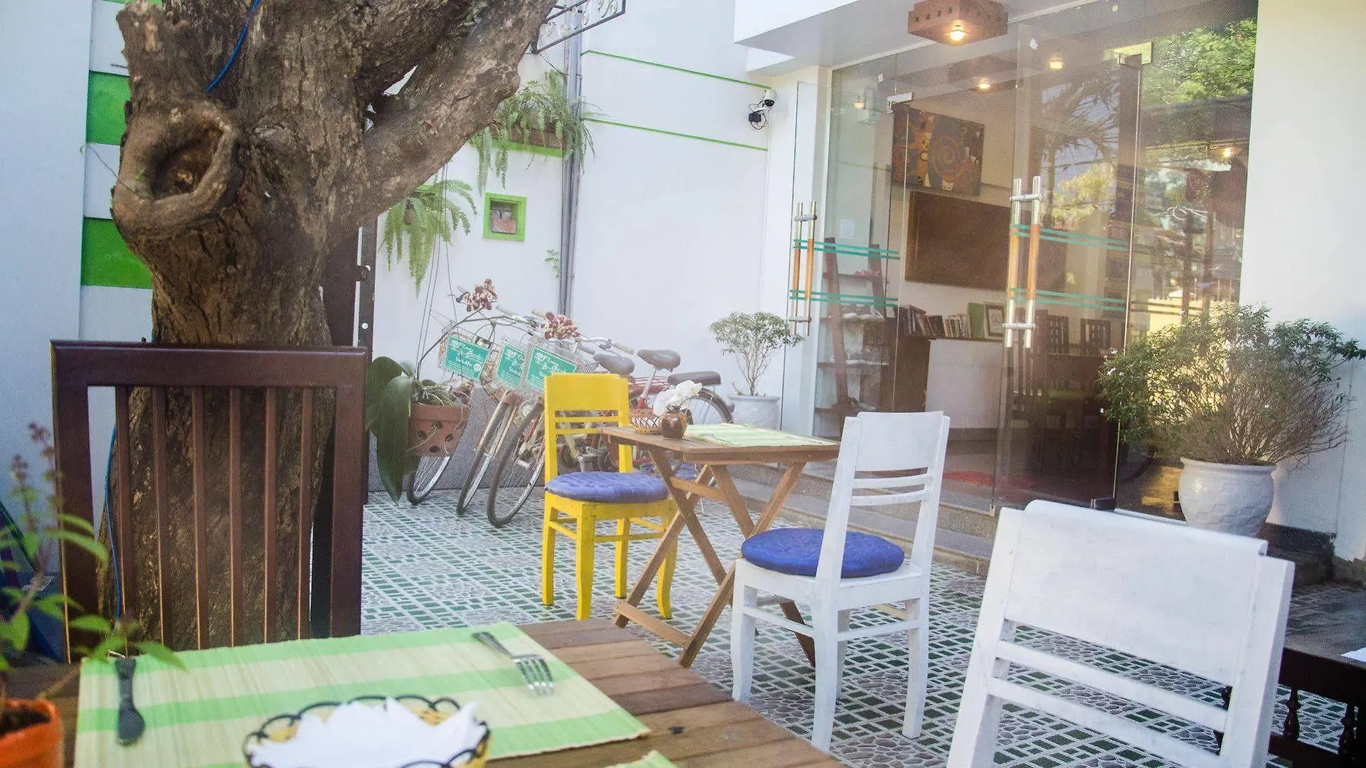 Flower Garden Homestay Hội An Vietnam